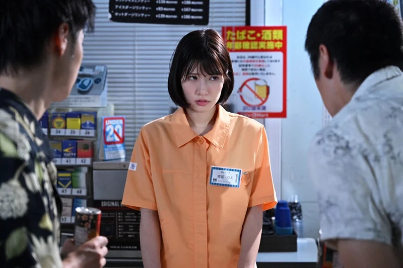 コンビニで働く美女に降りかかる絶望と快楽…ハメ潮絶頂連発で堕ちていく巨乳アルバイト 宮城りえ