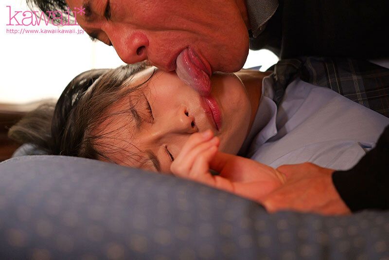 「ざぁ～こ」じゃねぇよ、ナメ腐ったメスガキが！お義父さんの巨根で雑魚マンずぼずぼ調教して立場分からせてあげようね ひなたなつ ギャラリー 4