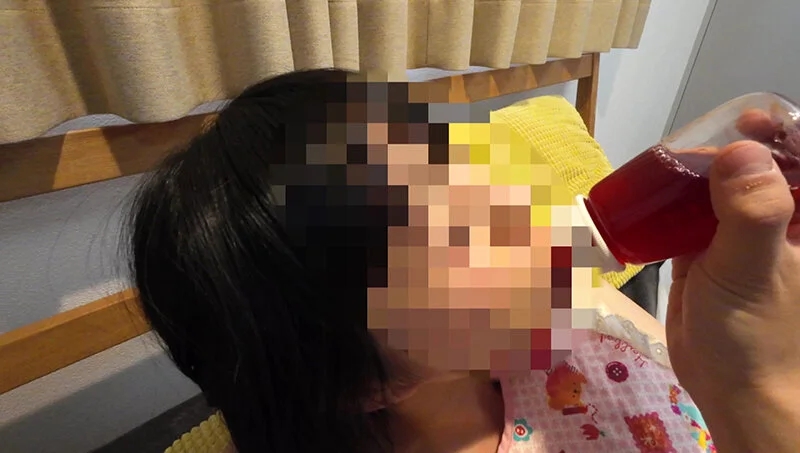 SNS直送146cm超ミニ素人JDせいら 清純ピュアおむつ極限羞恥