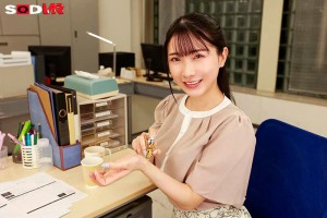 【VR】【8K】発情期誘発スプレー 香水と偽った発情剤でおっとり上司を完全メス化 宮西ひかる ギャラリー 2