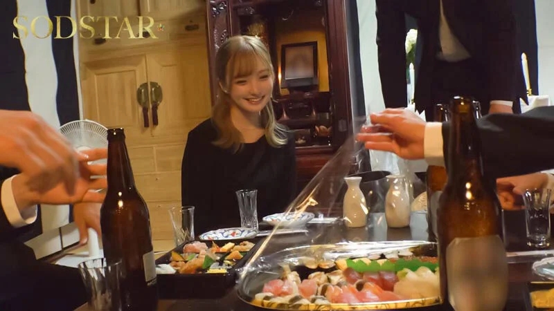 金髪喪服ギャル 渚恋生