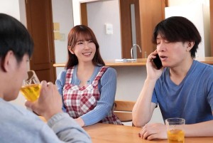 全日本ねとられ大賞 上京した甥っ子が立派なデカチンをぶら下げていて叔父としてオスとして立場が無いばかりか真面目な妻が極太巨根を見てメスの表情を見せ始めた…的な話です 波多野結衣 ギャラリー 2