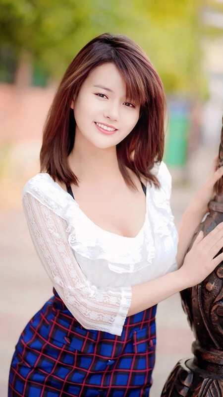 ～韓国の街角から～ こんな顔してドスケベです（ハート） 国宝レベルの美貌と美ボディ！ エロエロギャップがアツいむっつり美女とナンパ＆SEX交流！ 9人GET 4時間スペシャル