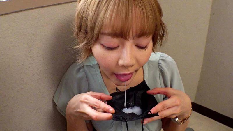 精子の匂いでガンギマリする変態OLにザーメン製造機扱いでメチャクチャにされる僕 浜崎真緒 ギャラリー 3