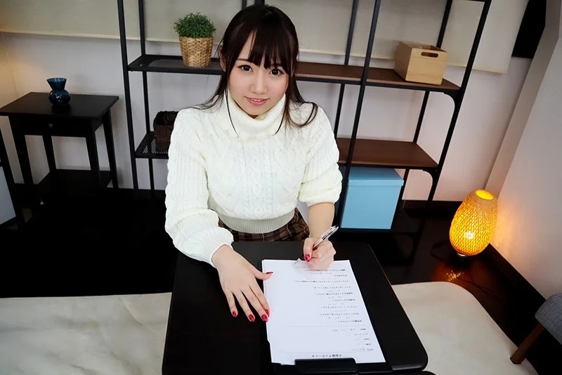 【VR】悪徳AVプロデューサーになろうVR！ 面接にきた美少女に何も知らないのをいいことにエロイ事を散々させて最後はナマ中出ししちゃうゲスの極み！！ 香坂みりな