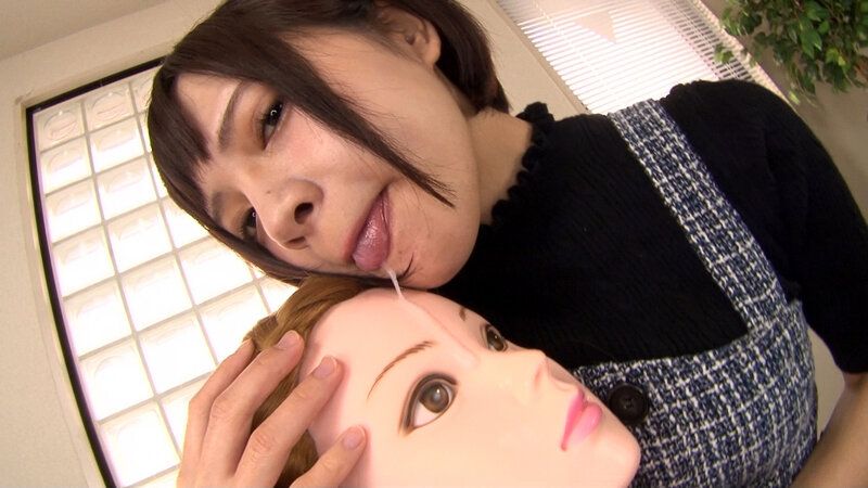 マネキンをベロでしゃぶりつくす美女 ギャラリー 20