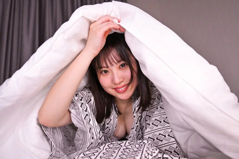 【VR】【8K】修学旅行でずっと好きだった男の子の布団にもぐり込んで逆夜〇い！声を押し殺していたのに…興奮とスリルで気持ち良すぎて…気づいたら汗だく絶叫イキしまくった 夕木こいろ