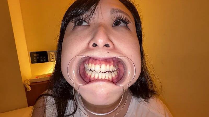 【個人撮影】横山夏希の喉チンコ触り＆肉厚舌を開口器で観察 ギャラリー 6