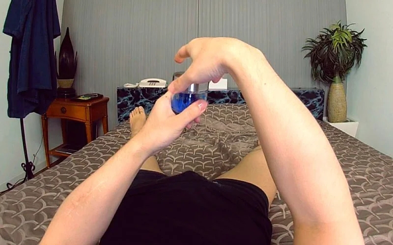 【VR】新開発！超精細カメラ撮影 媚薬痙攣援交J●～媚薬を塗りたくった指とチ●ポによる口内イラマで敏感になったJ●が、理性崩壊チ●ポ狂いの淫獣化～ 一条みお