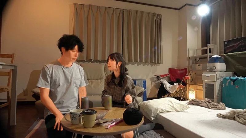 「仲良いしイイじゃん」 終電逃して理性ゼロのべろべろ状態で家にきた敏感注意な女トモダチあすかちゃん 百瀬あすか