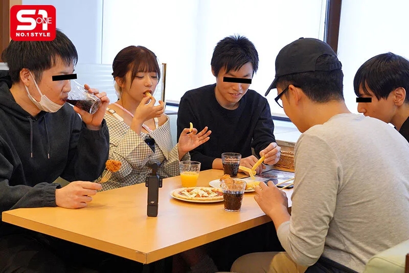 オタク好きの‘川越にこ’がアキバの一般男性達を翻弄誘惑で好きにさせてAV出演交渉、そしてSEX！計10発キュンキュンヌキヌキさせちゃったAV界のあざと女王、逆ナンパ7日間ドキュメント