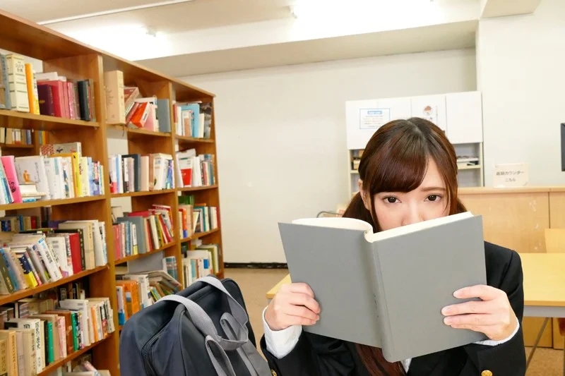 【VR】僕だけしか知らない君のヒメゴト。～名前も知らない文学美少女と過ごした想い出図書館。…と美少女の秘密…～ 一条みお