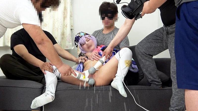 孕ませ特化【中出しザーメン15発】身長140cm台極ミニマム美少女レイヤーを【確実妊娠＆中年カメコと結婚させます】キモおじたちの巨根が小ワレメ連続挿入【オマ〇コぶっ壊れて失禁潮吹き17回】6P大乱交SEX2本立てSP