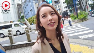 仕事の営業回り中に同僚女子社員とサボリラブホでハメ飲み【個撮】 ギャラリー 1