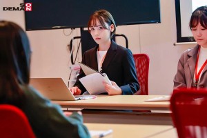 照れ屋だけどスケベっぷり半端ない ショートカットが可愛らしい入社2年目グッズ事業部 柴崎はるAV出演（デビュー）！ ギャラリー 5