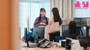 「アナタの顔にヒトメボレしました」ツンツン部下の北岡さんとデレデレな上司宮西さんのキスで始まるオフィスレズ 北岡果林 宮西ひかる ギャラリー 3