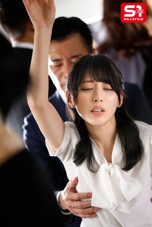 聖職者でありながら電車痴●の虜になってしまった女教師 金松季歩 ギャラリー 2