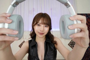 【VR】耳トランス 美顔巨乳巨尻を堪能する新感覚ヌルグチョトリップ 流川莉央 【8K】 ギャラリー 2