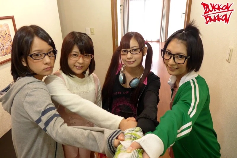 女えろまんが家達のアシスタントになったから子作り