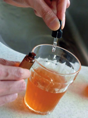 爆乳義姉に毎日ちょっとずつ媚薬を投入してみたら日に日にムラムラ性欲増大よだれダラダラでイキ顔晒すまで激しくハメ倒した 九井スナオ ギャラリー 1