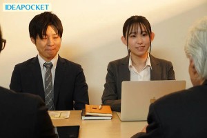 出張先が記録的豪雨で妹みたいな先輩と突然相部屋に… 童貞の僕に悪ふざけ誘惑してくる女上司の意外すぎるスリム巨乳に我慢できず朝まで何度もSEXしまくった 月城りり香 ギャラリー 1