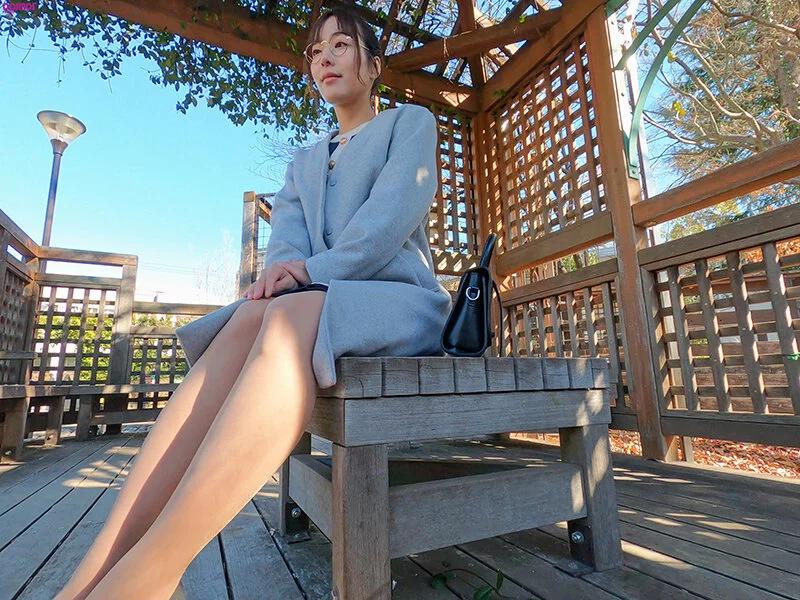 彼女のいない貧乏な自分にあるのは有り余る性欲と安アパートだけ 風俗に行く金も無いし若い子はノリが苦手…だからおとなしそうな人妻を捕まえてSEXしたら自分以上に性欲が凄かった！！ ギャラリー 1