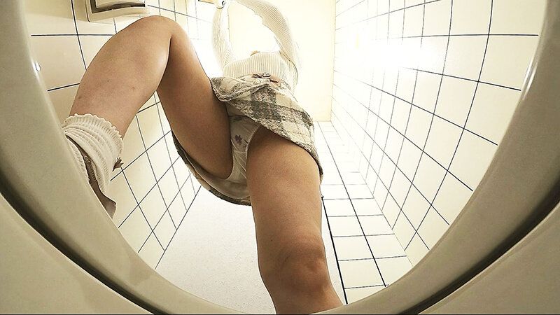 公衆トイレ放尿オナニー覗き ギャラリー 13