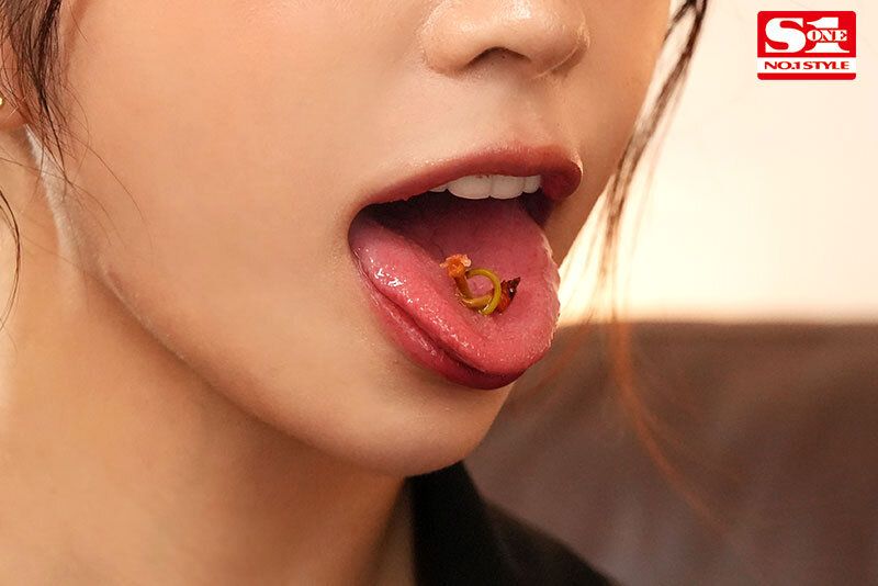 生徒の僕を狂わせる家庭教師のりり先生の甘くて魔性のディープキスレッスン 七ツ森りり ギャラリー 2