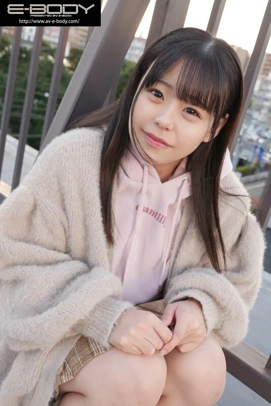 合法ロリ 激レア巨乳ちゃん連れてきた！ 田舎育ちで部活一筋に生きてきたガチンコ10代ー 148cmGカップ巨乳のアンバランス少女 AVデビュー 星宮ゆのん