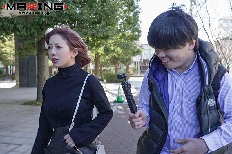 ナンパした色白で巨乳なお姉さんが生意気すぎる絶倫痴女でエロマンガみたいに搾精されてしまった 有村のぞみ