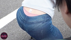 無愛想なお隣の巨尻お姉さんと1週間フル勃起搾精性活 水川潤 ギャラリー 2