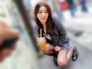 素人美少女とリモコンバイブお散歩9ー黒パンストOL編ー「もう我慢できません…//」人ごみの中、黒パンスト美脚ガクブル震わせイキまくってしまうOLたち！人生初の羞恥プレイでまさかのエロスイッチオン！車移動中も大胆カーオナニー！最後はホテルで心行くまで生セックス！ ギャラリー 1