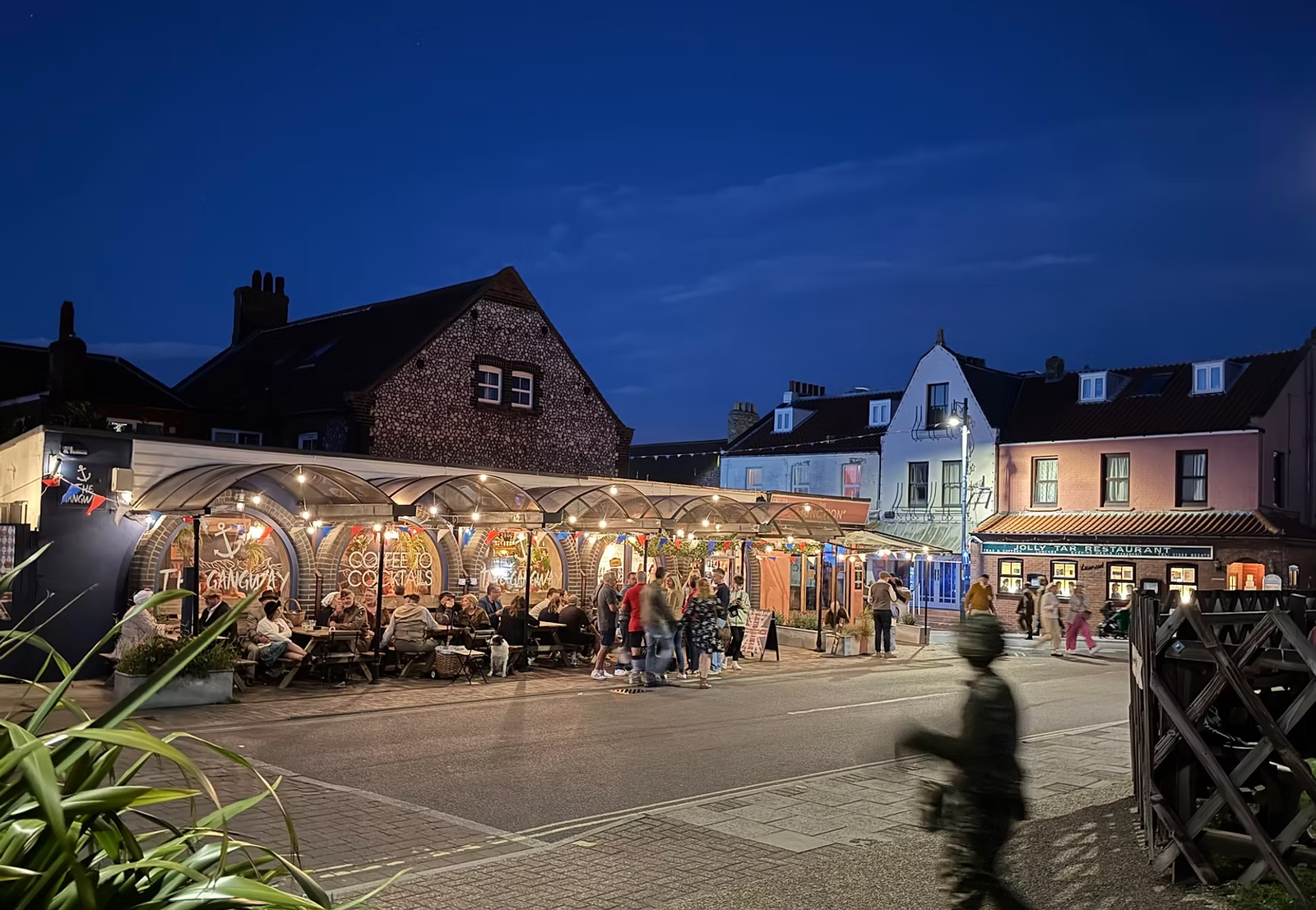 The gateway pub at night