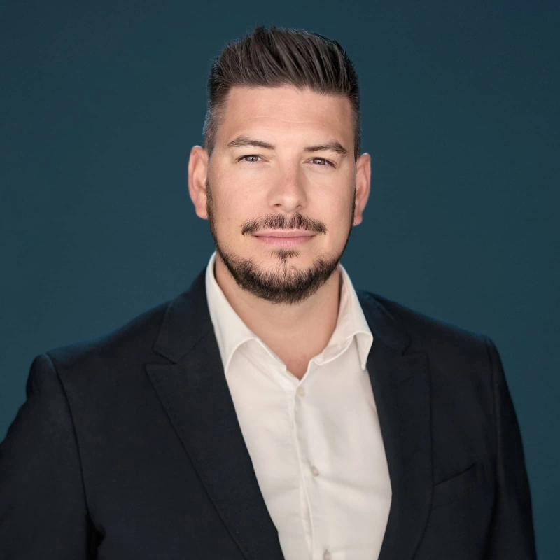Portrett av eiendomsmegler Daniel Andersson