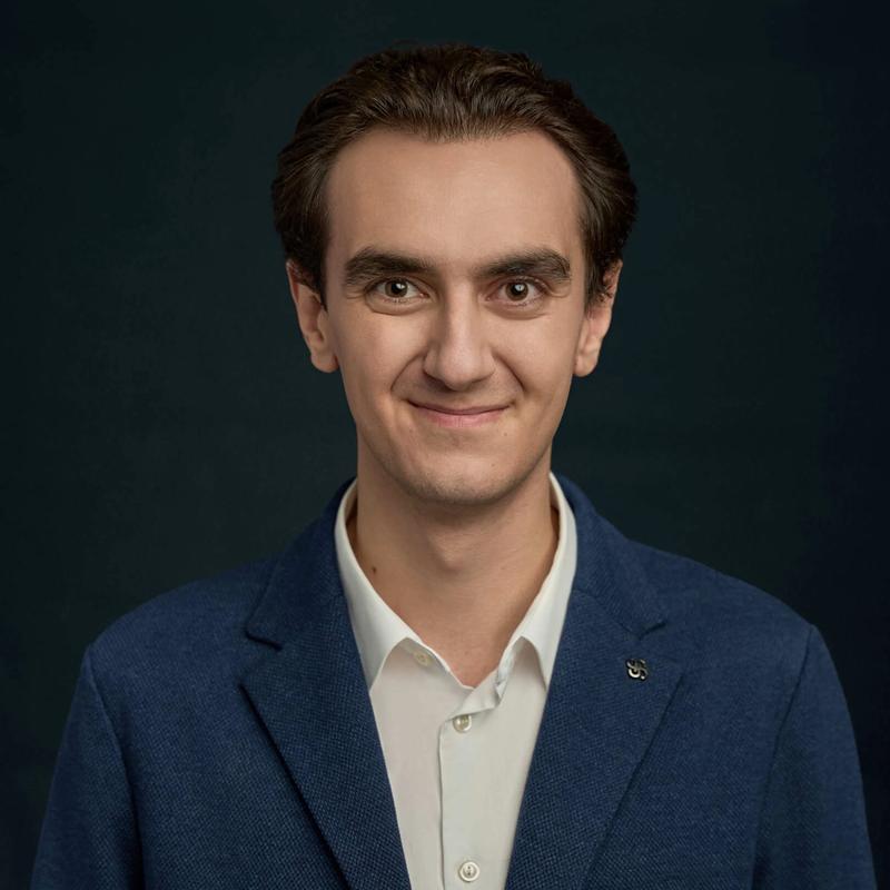 Portrett av eiendomsmeglerfullmektig Danial Raki
