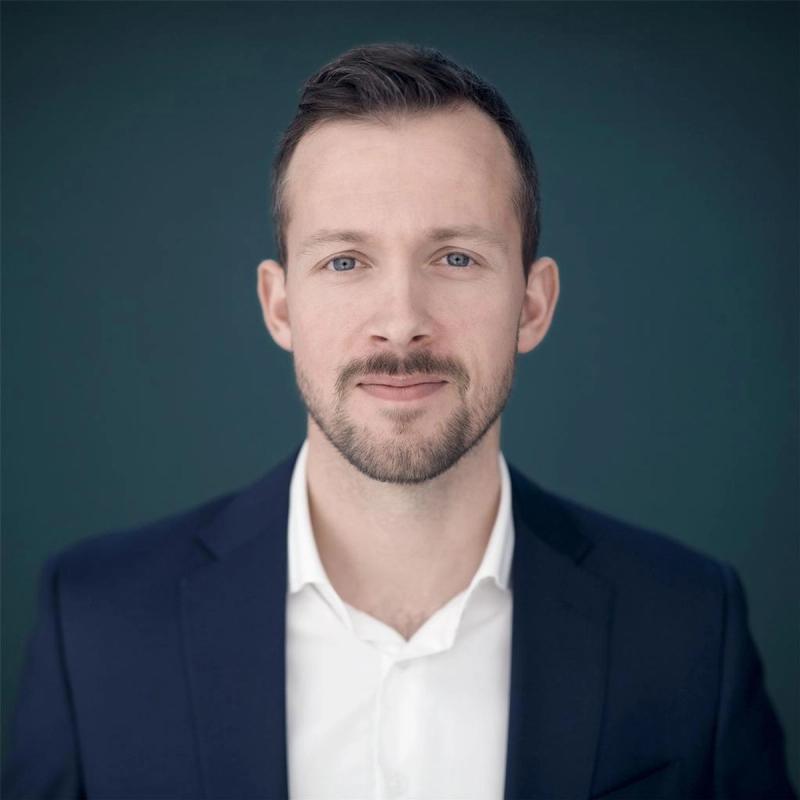 Portrett av eiendomsmegler Lasse Staxrud Pedersen