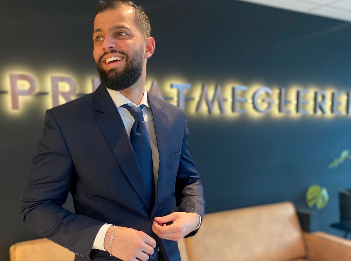 Portrett av eiendomsmegler Noman Afzal