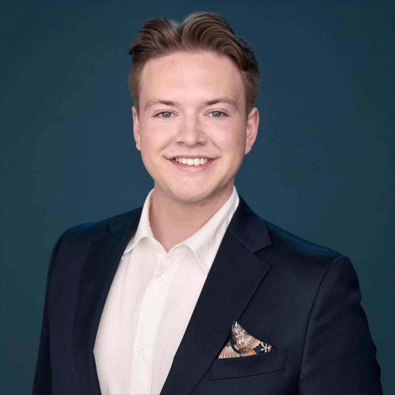 Portrett av eiendomsmeglerfullmektig Sander Ringmann
