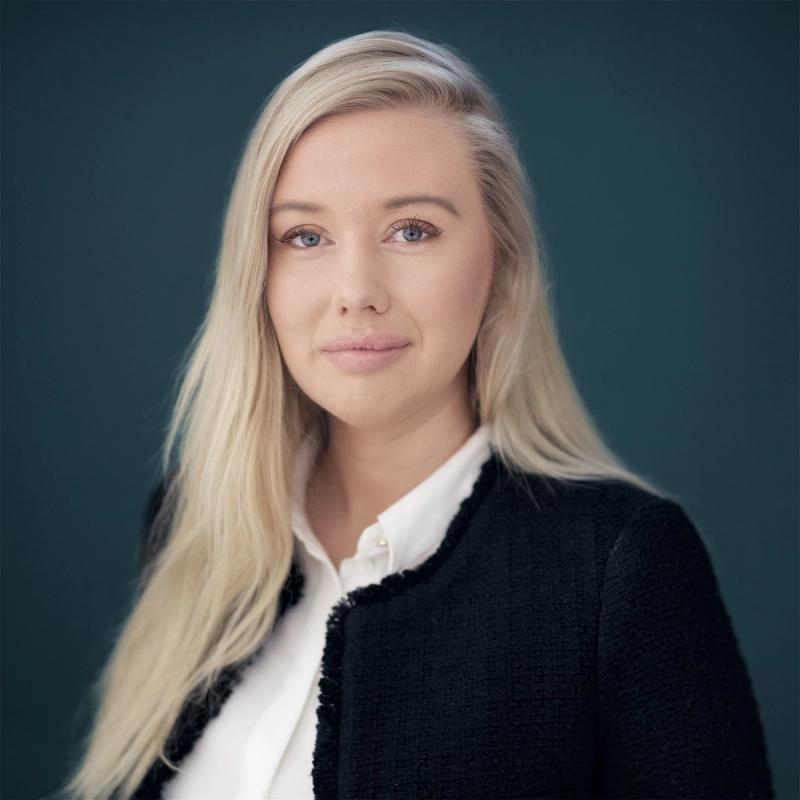 Portrett av eiendomsmegler Marie Kamphaug