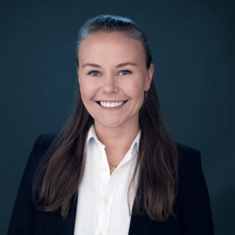 Portrett av eiendomsmegler Thea Smedheim Lunde