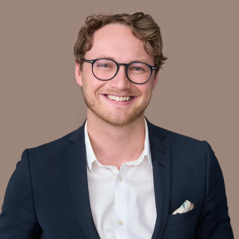 Portrett av eiendomsmegler Matthew Johannes Leines