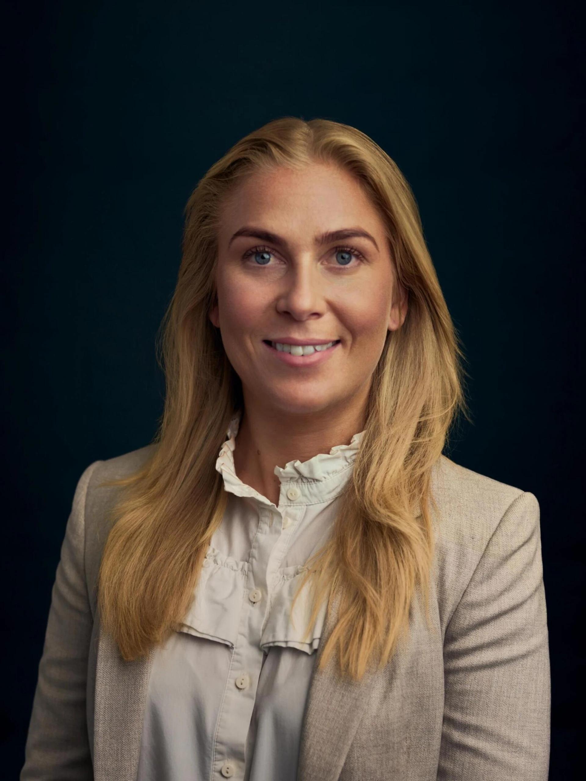 Portrett av eiendomsmegler Charlotte Jenshagen Lunde