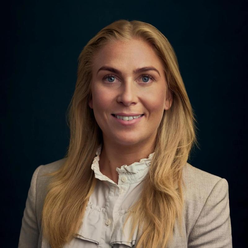Portrett av eiendomsmegler Charlotte Jenshagen Lunde