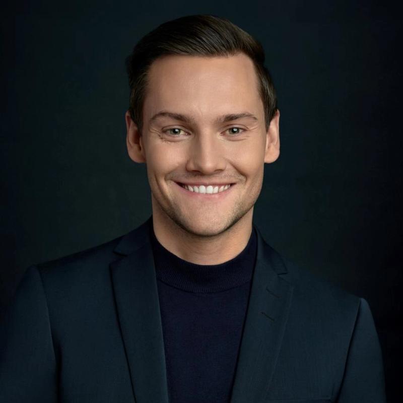 Portrett av eiendomsmegler Lars Holt Pettersen