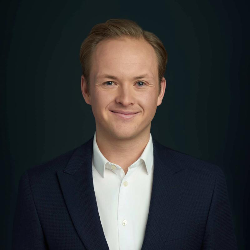 Portrett av eiendomsmeglerfullmektig Martin Brusletto