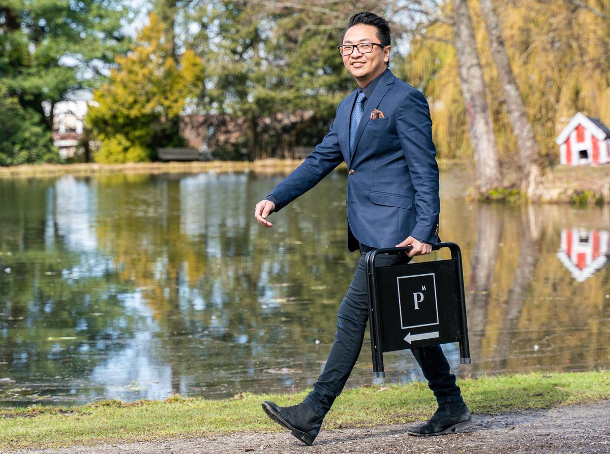 Portrett av eiendomsmegler Daniel Tran