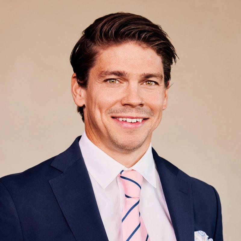 Portrett av eiendomsmegler Fredrik Kolstad