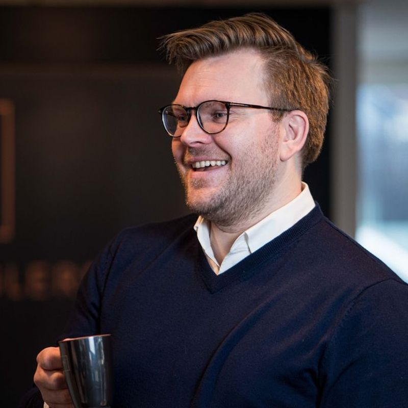 Portrett av eiendomsmegler Petter Løsåmoen