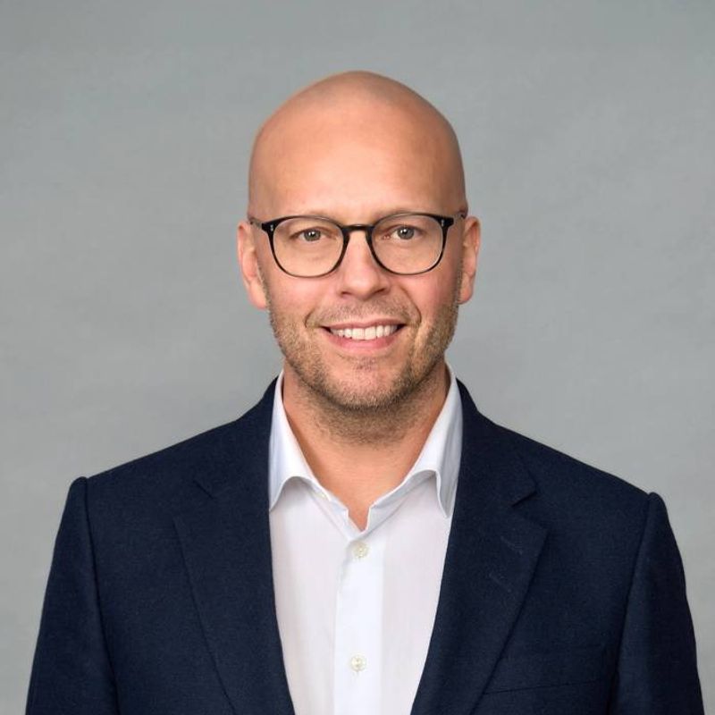 Portrett av eiendomsmegler Tommy Løvli