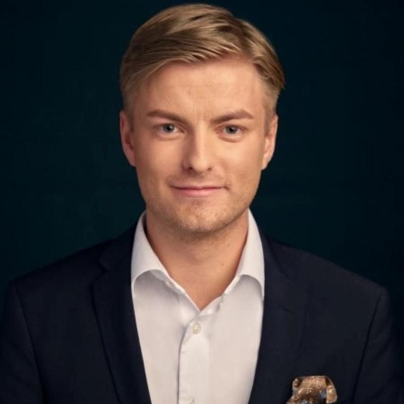 Portrett av eiendomsmegler Magnus Grasmo